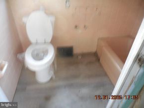 1224 E 11TH Street, Crum Lynne PA 19022