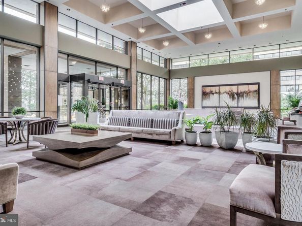 3713 S George Mason Drive 1102, Falls Church VA 22041