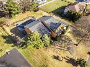 509 Long Lane, Huntingdon Valley PA 19006