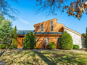 509 Long Lane, Huntingdon Valley PA 19006