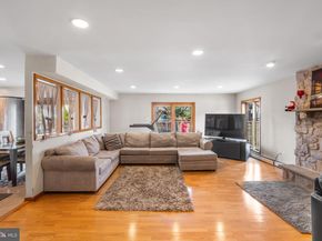 509 Long Lane, Huntingdon Valley PA 19006