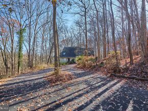 8415 Spicewood Court, Annandale VA 22003