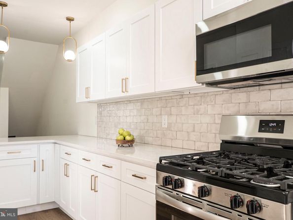 7230 Briar Road, Philadelphia PA 19138