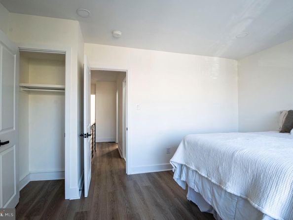 7230 Briar Road, Philadelphia PA 19138