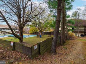 427 Shawmont Avenue C, Philadelphia PA 19128