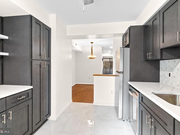 427 Shawmont Avenue C, Philadelphia PA 19128