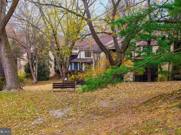 427 Shawmont Avenue C, Philadelphia PA 19128