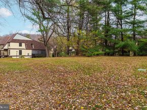 427 Shawmont Avenue C, Philadelphia PA 19128