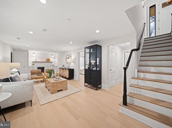 5125 Upton Street NW, Washington DC 20016