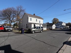 732 Brown Street, Tullytown PA 19007