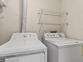 3903 Golf Tee Court 301, Fairfax VA 22033