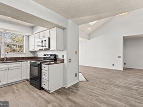 3903 Golf Tee Court 301, Fairfax VA 22033