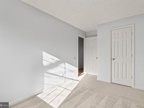 3903 Golf Tee Court 301, Fairfax VA 22033