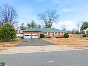 3723 Munson Road, Falls Church VA 22041