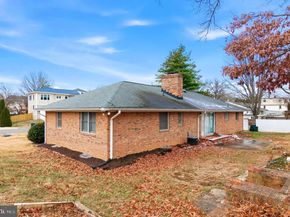 3723 Munson Road, Falls Church VA 22041