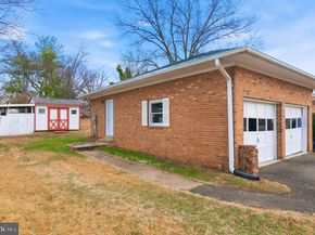 3723 Munson Road, Falls Church VA 22041