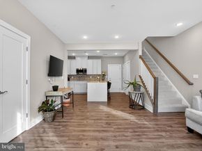 55 Silverway Drive 48, Herndon VA 20170