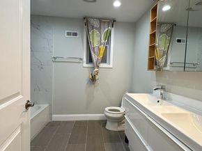 916 Snyder Avenue, Philadelphia PA 19148