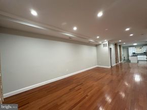 916 Snyder Avenue, Philadelphia PA 19148