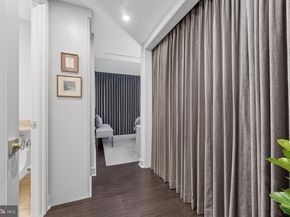 1155 23rd Street NW PH1F, Washington DC 20037