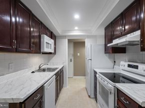 11654 Stoneview Square 94/1B, Reston VA 20191