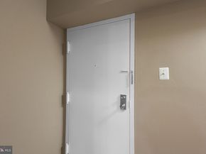 11654 Stoneview Square 94/1B, Reston VA 20191