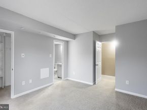 11654 Stoneview Square 94/1B, Reston VA 20191