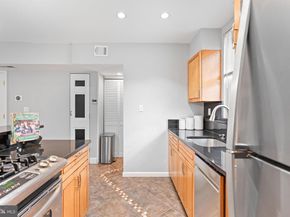 44 Dale Street, Alexandria VA 22305