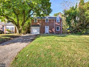 242 Shadeland Avenue, Drexel Hill PA 19026