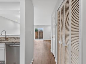 3854 9TH Road S 3854, Arlington VA 22204