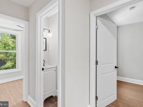 35 E Collom Street, Philadelphia PA 19144