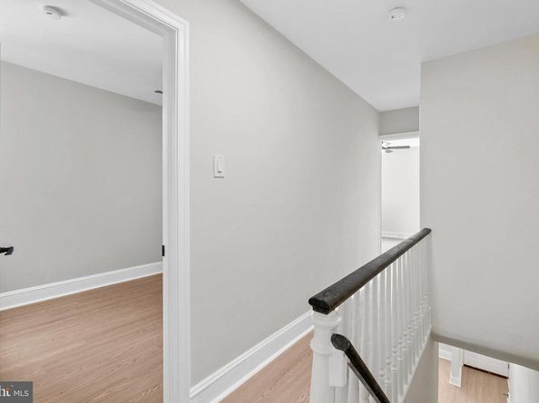 35 E Collom Street, Philadelphia PA 19144