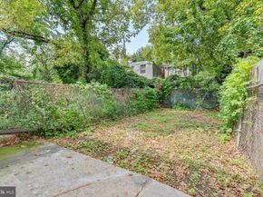 35 E Collom Street, Philadelphia PA 19144