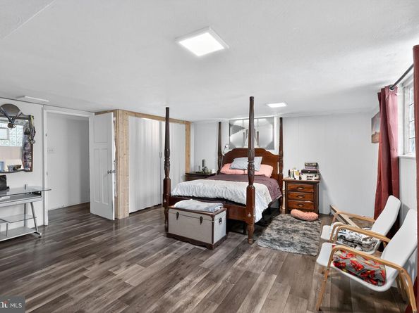 7830 Summerdale Avenue, Philadelphia PA 19111