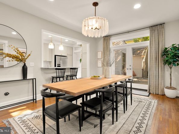 5221 42nd Street NW, Washington DC 20015