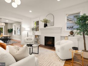 5221 42nd Street NW, Washington DC 20015