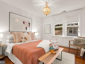 5221 42nd Street NW, Washington DC 20015