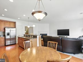 5707 Callcott Way H, Alexandria VA 22312