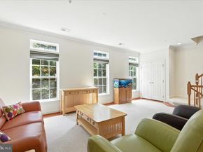 5707 Callcott Way H, Alexandria VA 22312