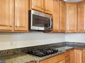 5707 Callcott Way H, Alexandria VA 22312