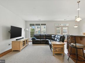5707 Callcott Way H, Alexandria VA 22312