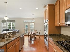 5707 Callcott Way H, Alexandria VA 22312