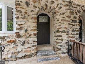 335 E Cliveden Street, Philadelphia PA 19119