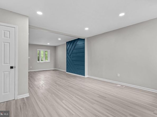 335 E Cliveden Street, Philadelphia PA 19119