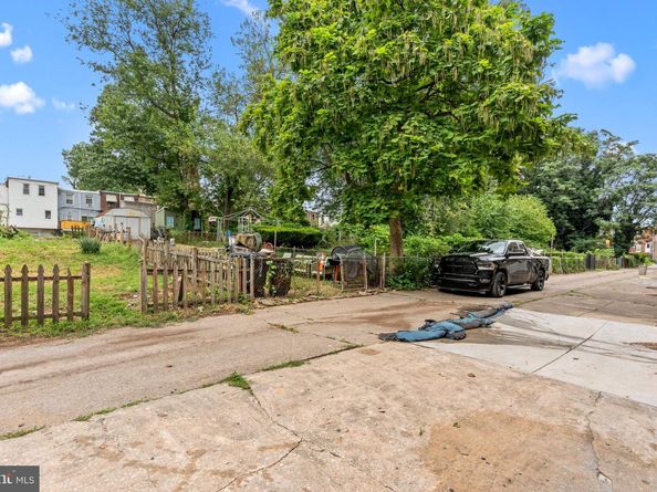 335 E Cliveden Street, Philadelphia PA 19119