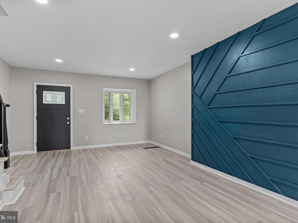 335 E Cliveden Street, Philadelphia PA 19119