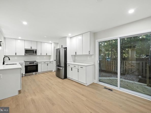 9650 Masterworks Drive, Vienna VA 22181