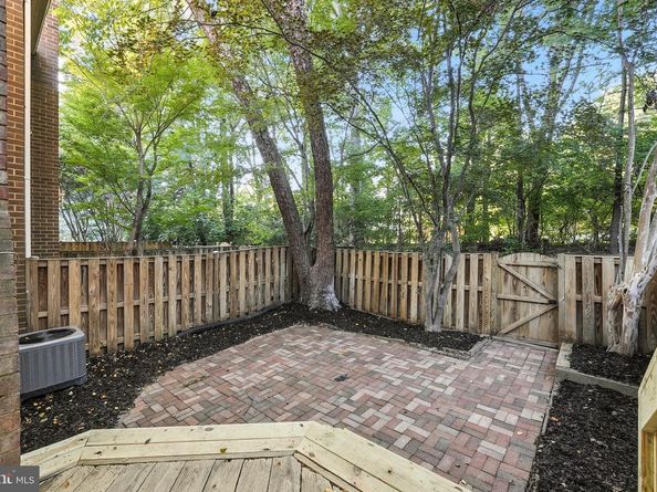 9650 Masterworks Drive, Vienna VA 22181