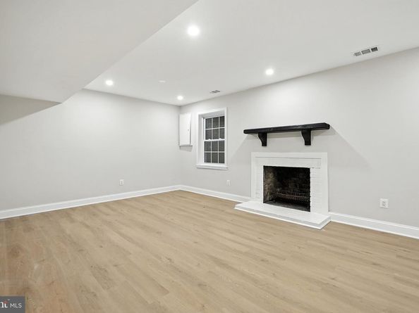 9650 Masterworks Drive, Vienna VA 22181
