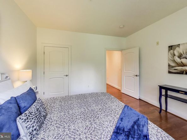 1781 Chain Bridge Road 402, Mclean VA 22102
